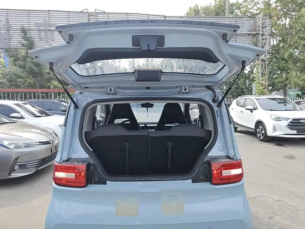 Wuling MINIEV — миниатюра 19