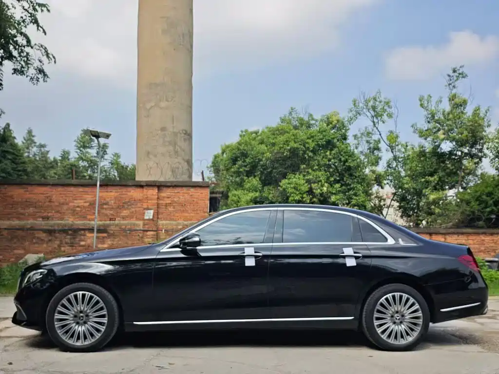 Mercedes-Benz E-Class E 2020 E 300 L Fashion