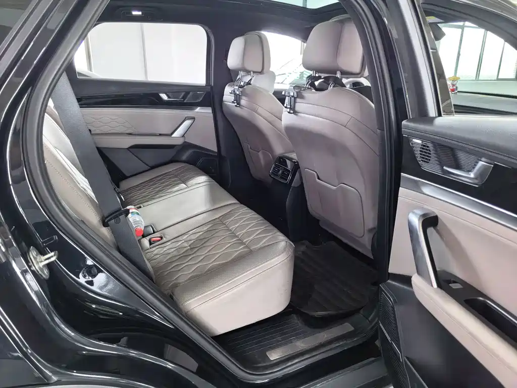 BYD Tang New Energy — миниатюра 19