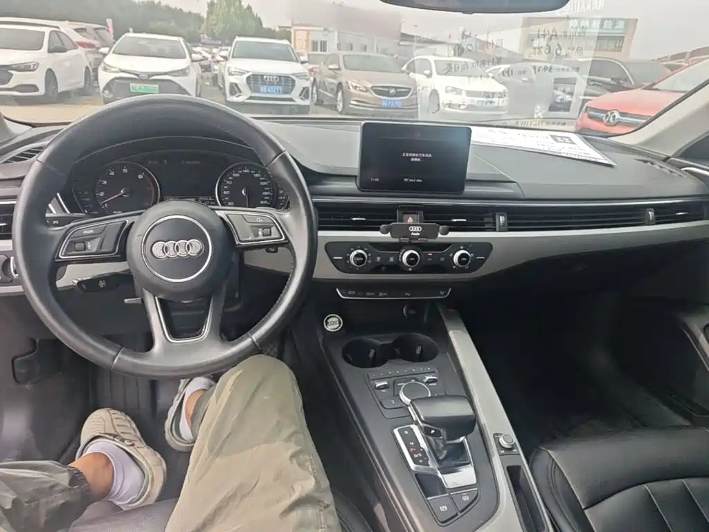 Audi A4L — миниатюра 10