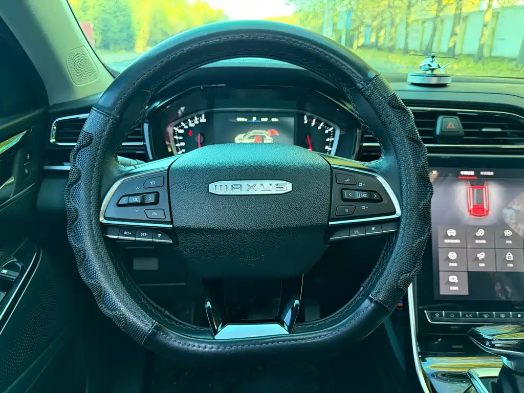 MAXUS D60 — миниатюра 30