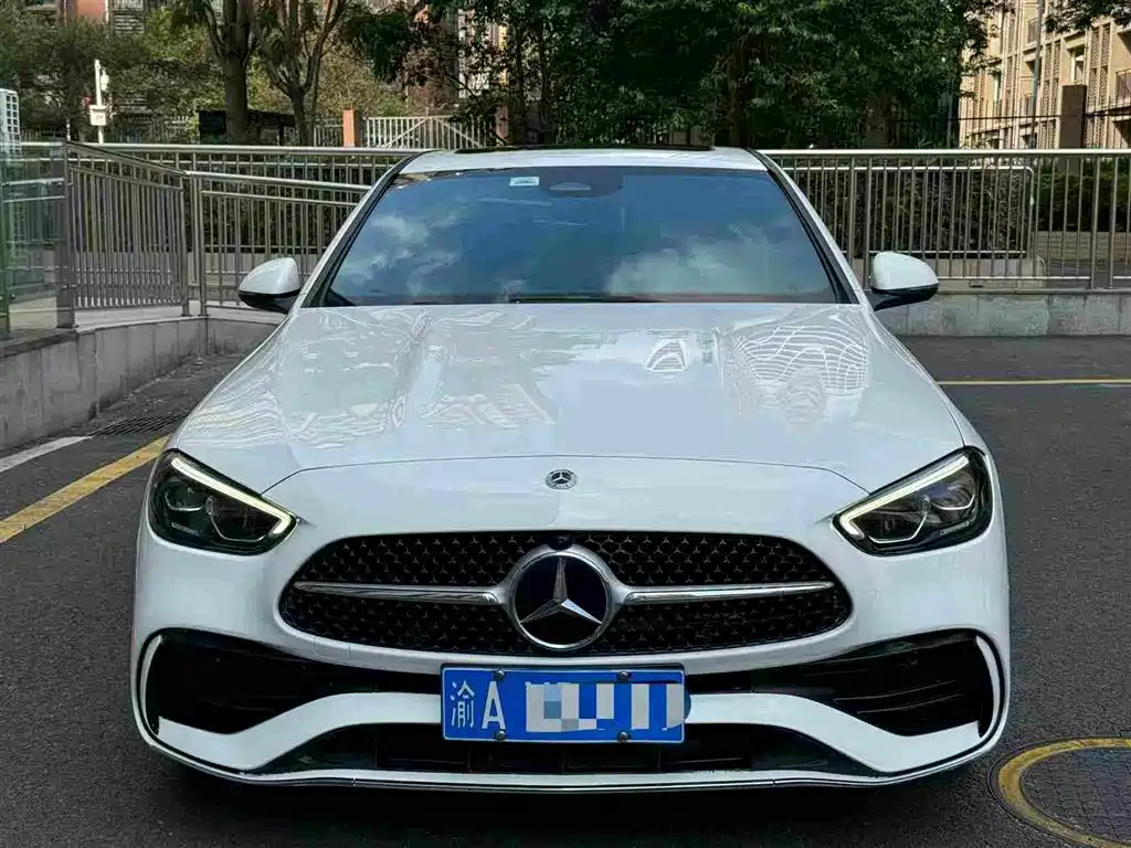 Mercedes-Benz C-Class — миниатюра 3