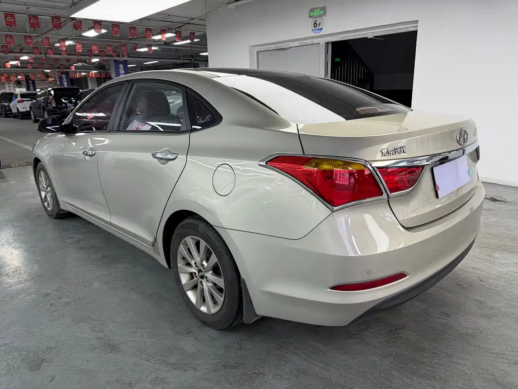 Hyundai Mistra — миниатюра 12
