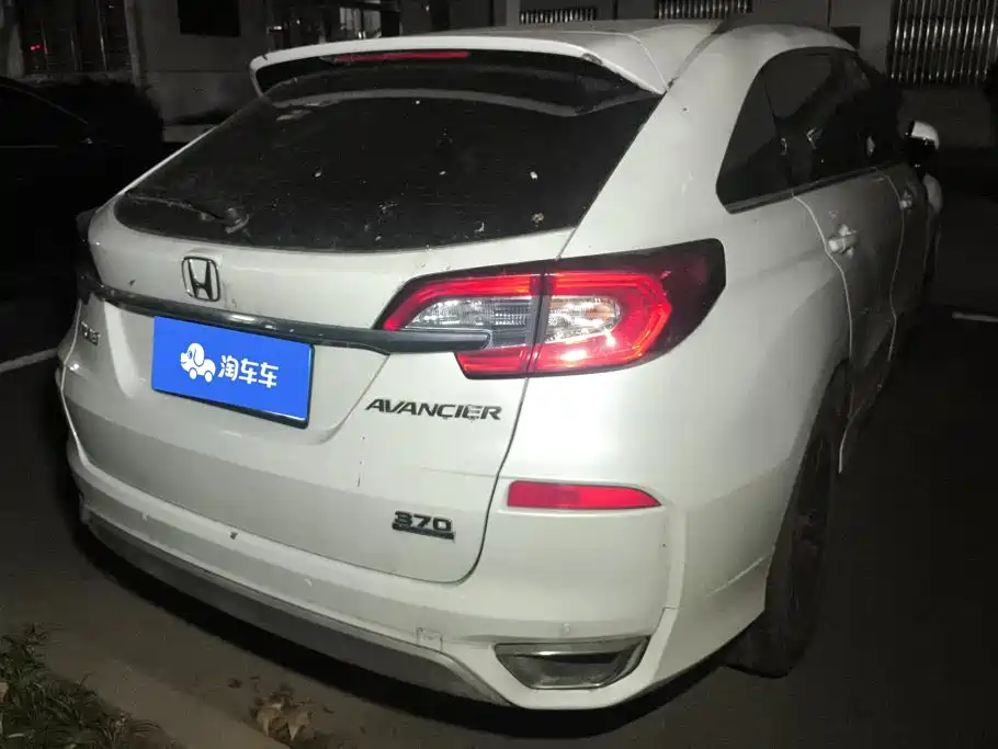Honda Avancier — миниатюра 3