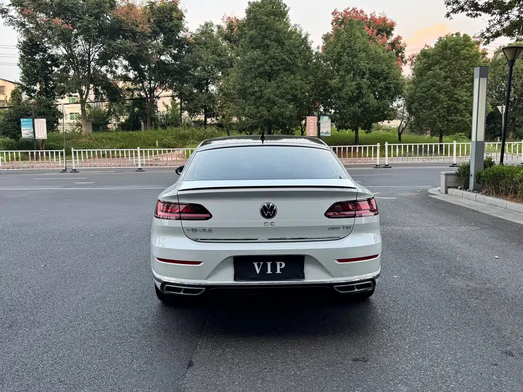 Volkswagen CC — миниатюра 6