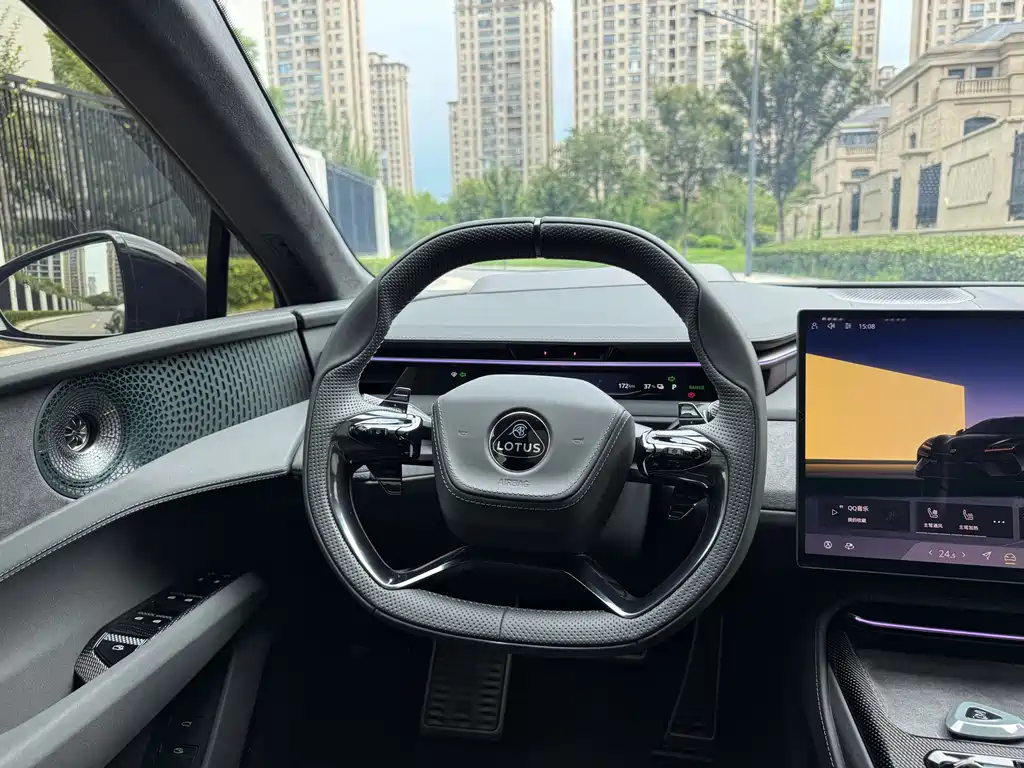 Lotus EMEYA — миниатюра 11