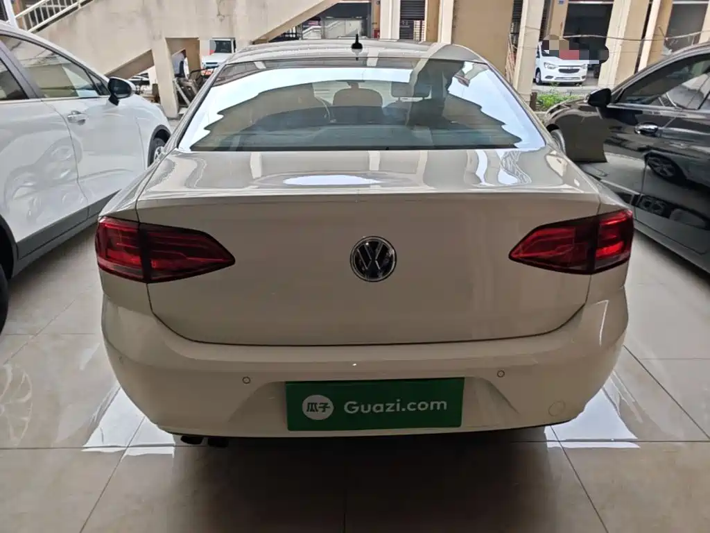 Volkswagen Lamando — миниатюра 6
