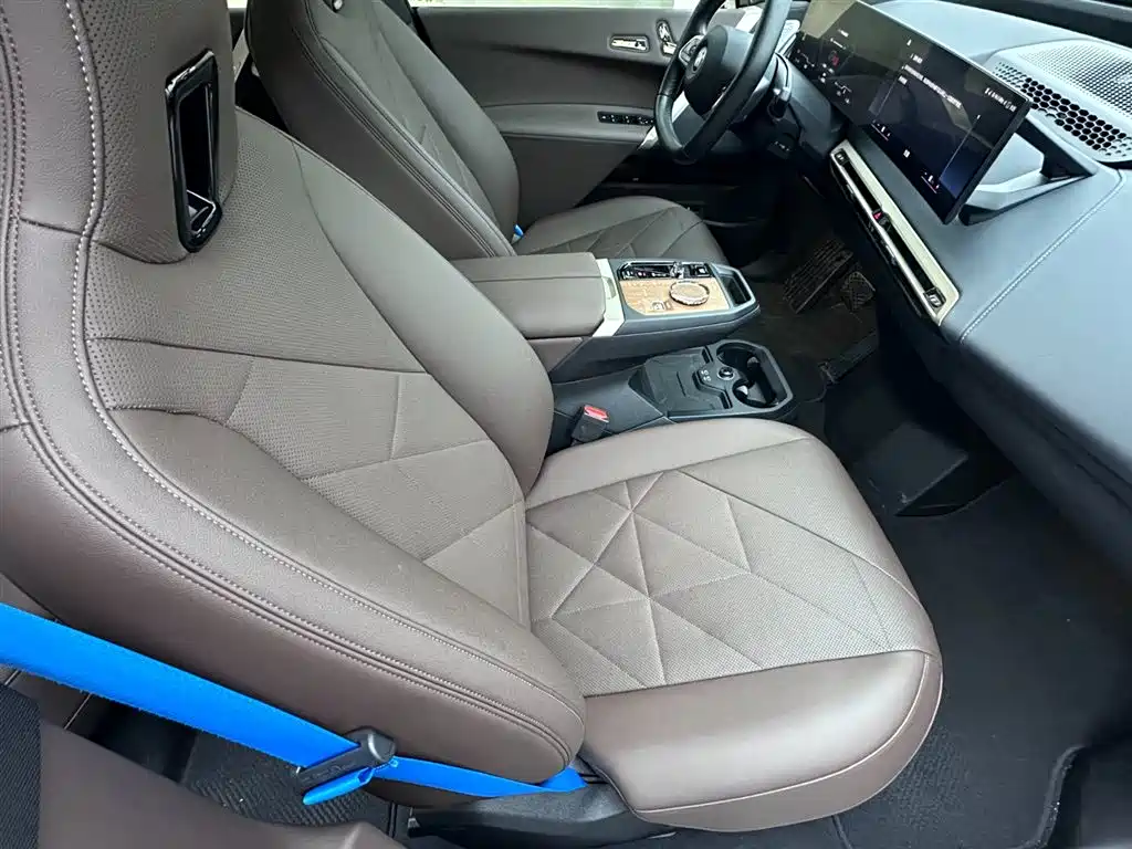 BMW iX — миниатюра 9