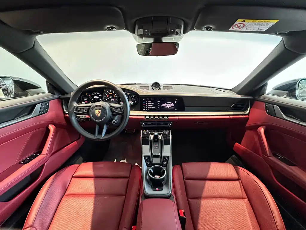 Porsche 911 2023 Carrera 3.0T