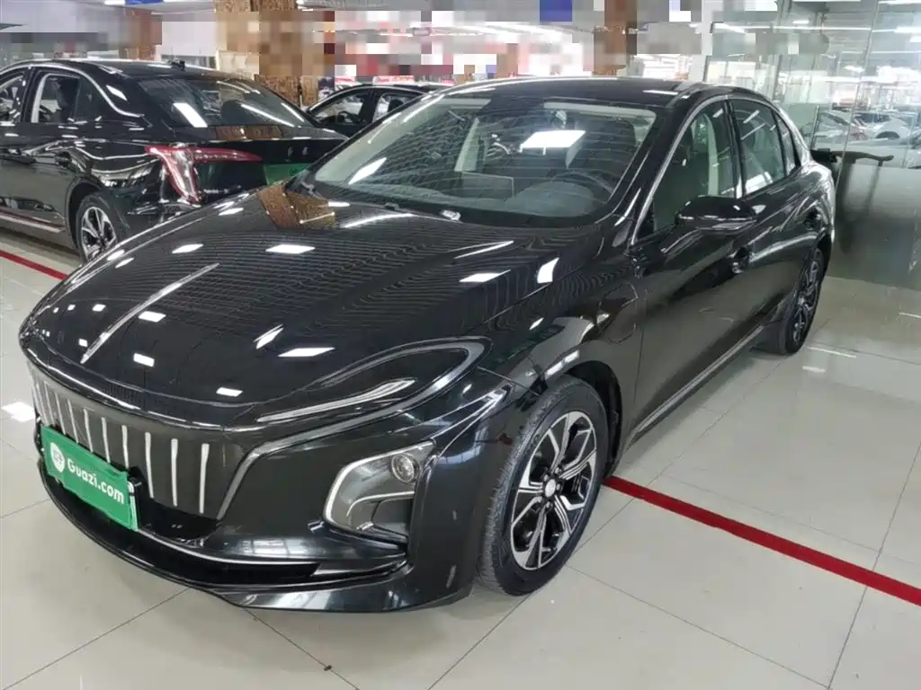 Hongqi Hongqi E-QM5 2023