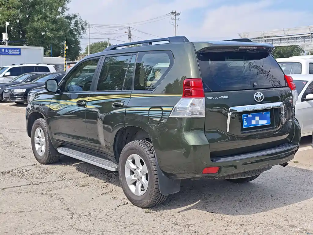 Toyota Land Cruiser Prado 2010 4.0L AT TX-L