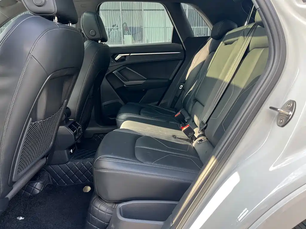 Audi Q3 — миниатюра 9