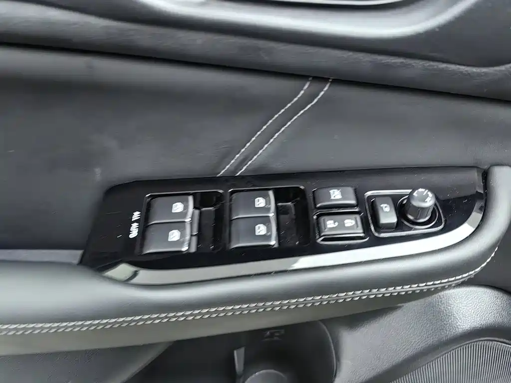 Subaru Outback — миниатюра 9