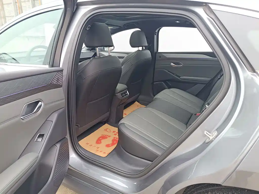 BYD Qin L — миниатюра 8