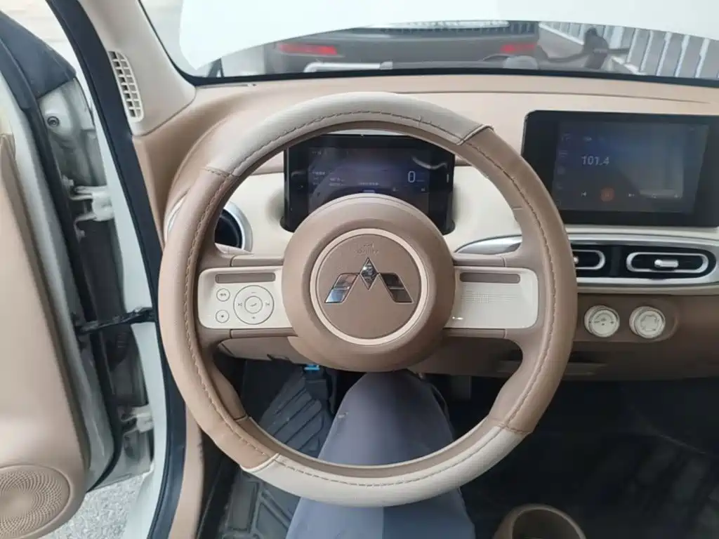 Wuling MINIEV — миниатюра 11