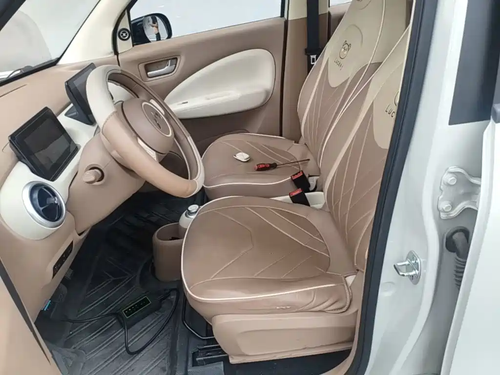Wuling MINIEV — миниатюра 15