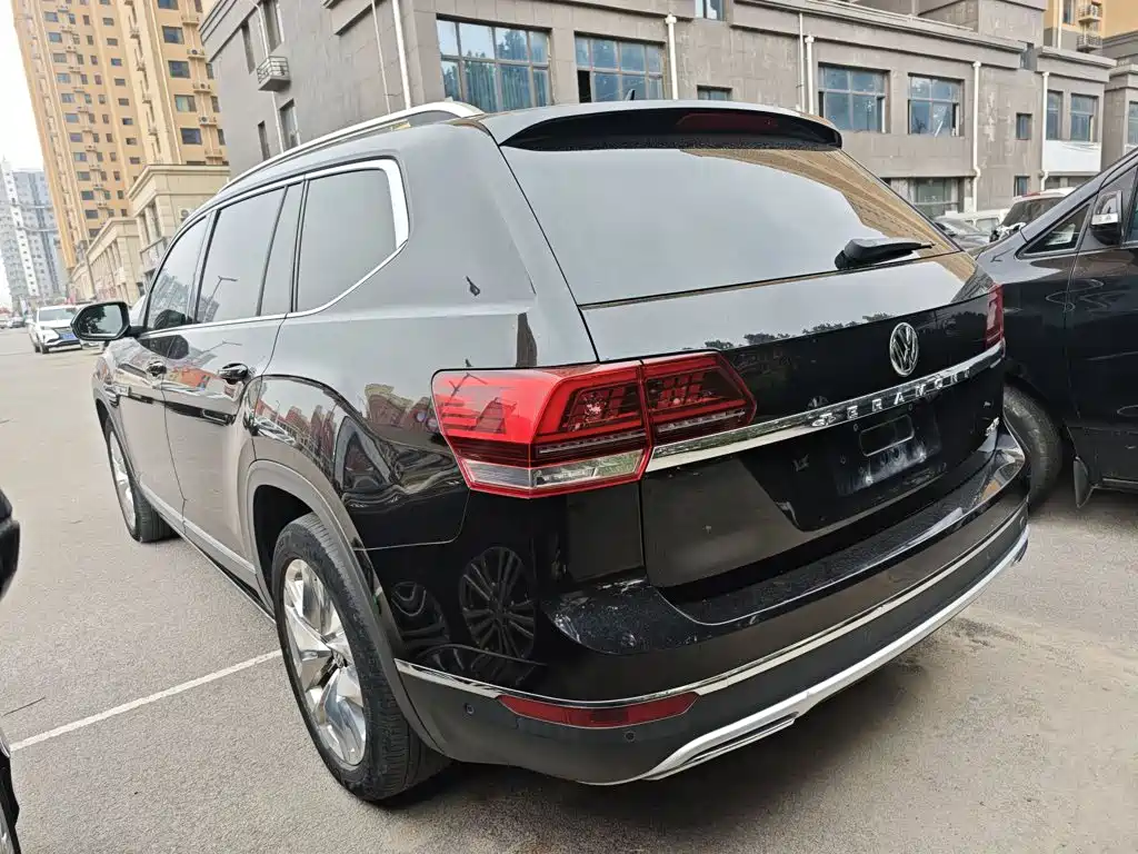 Volkswagen Teramont — миниатюра 5