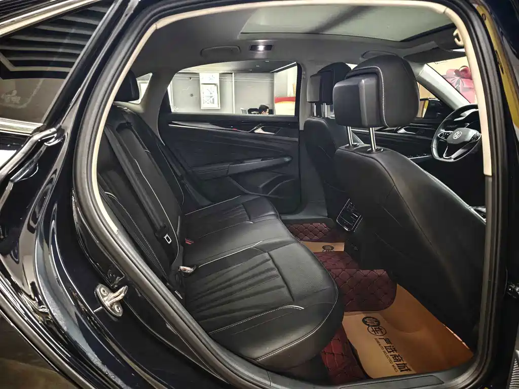 Volkswagen Passat — миниатюра 11