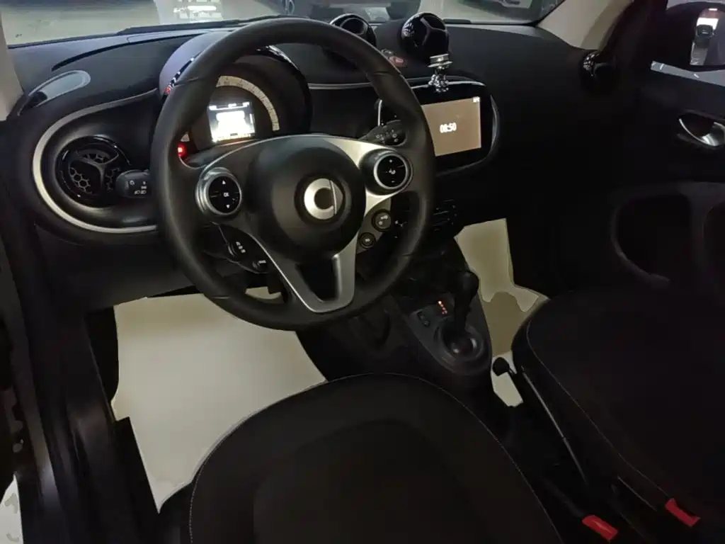 smart Smart Fortwo — миниатюра 10
