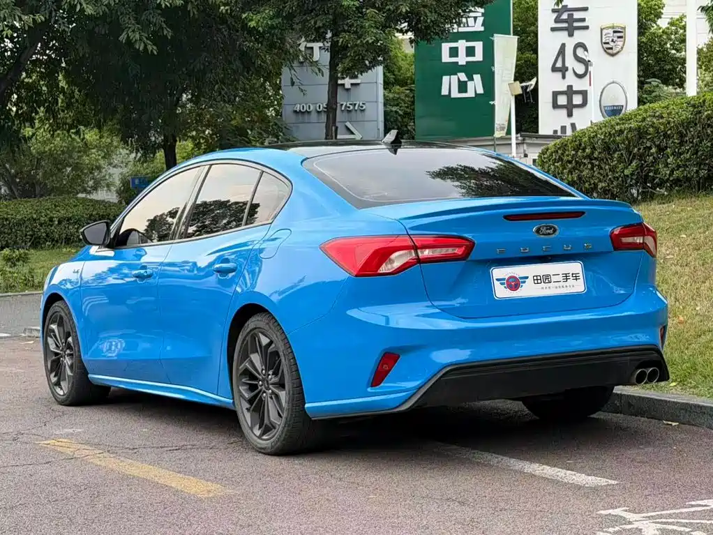 Ford Focus — миниатюра 4