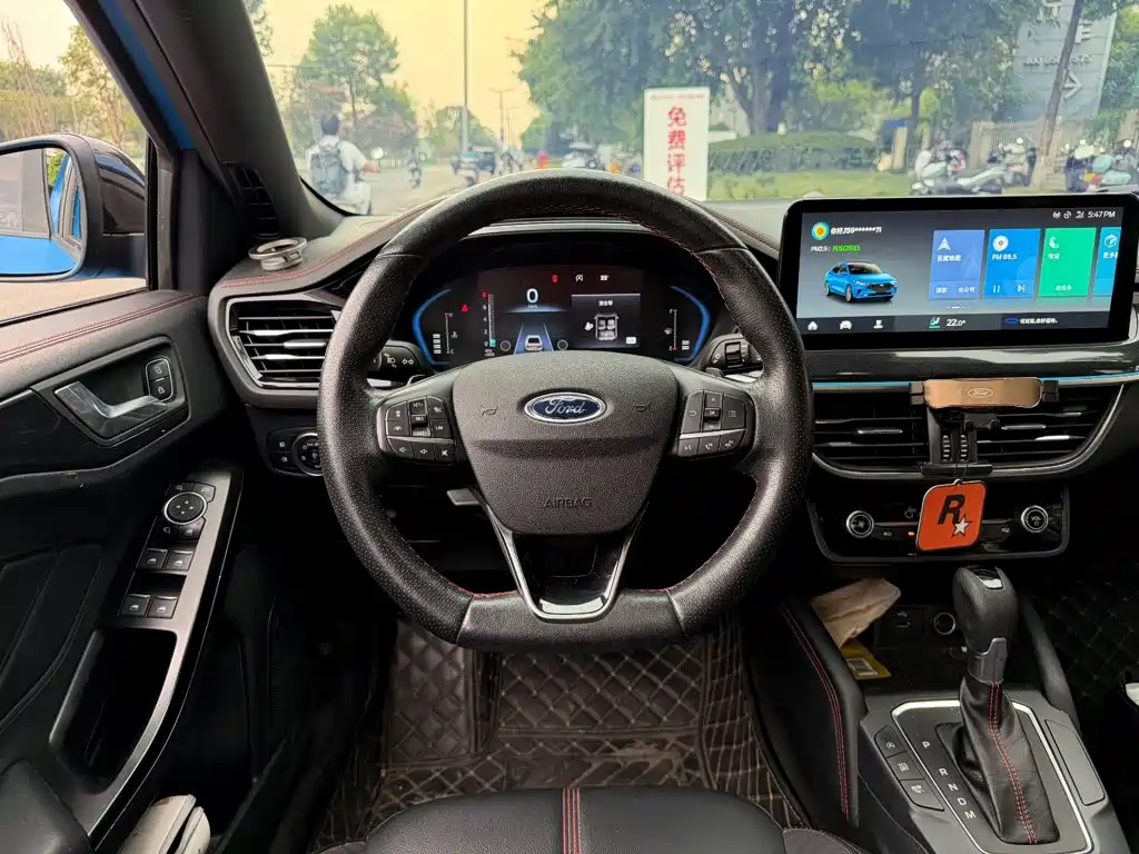 Ford Focus — миниатюра 14