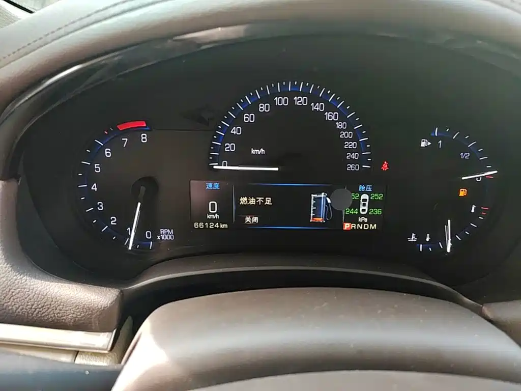 Cadillac XTS — миниатюра 12