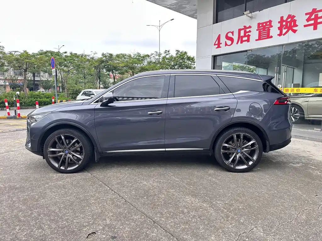 BYD Tang New Energy — миниатюра 7