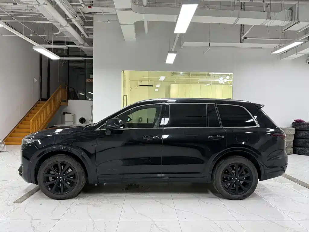 Li Auto ONE — фотографии объявления, Фото 4