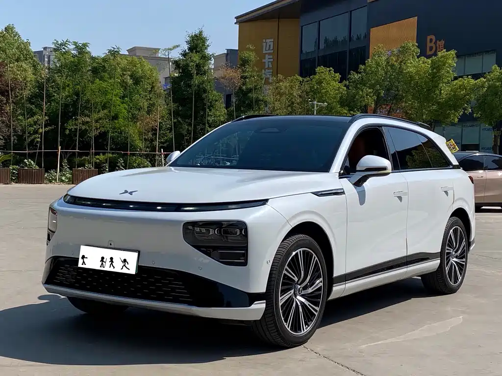 XPeng G9