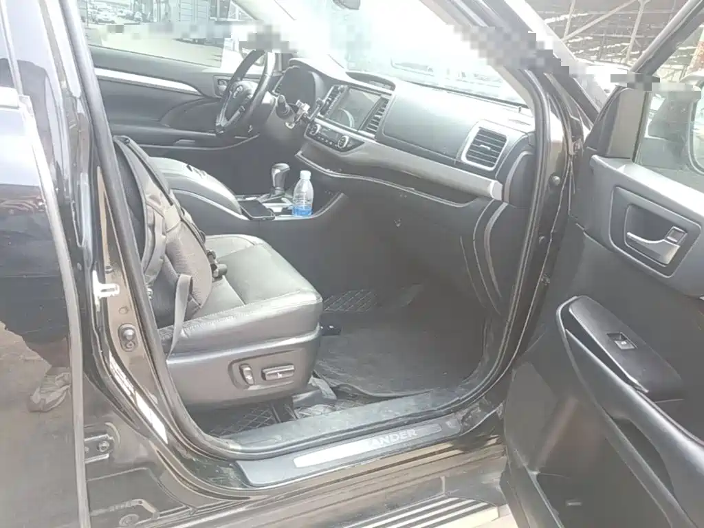 Toyota Highlander — миниатюра 9