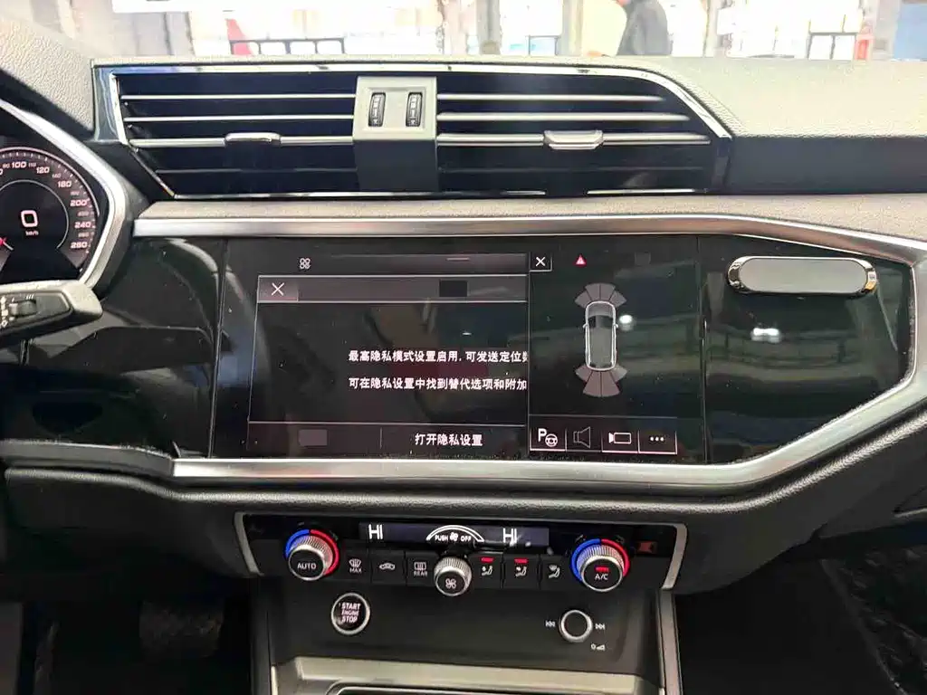 Audi Q3 — миниатюра 11