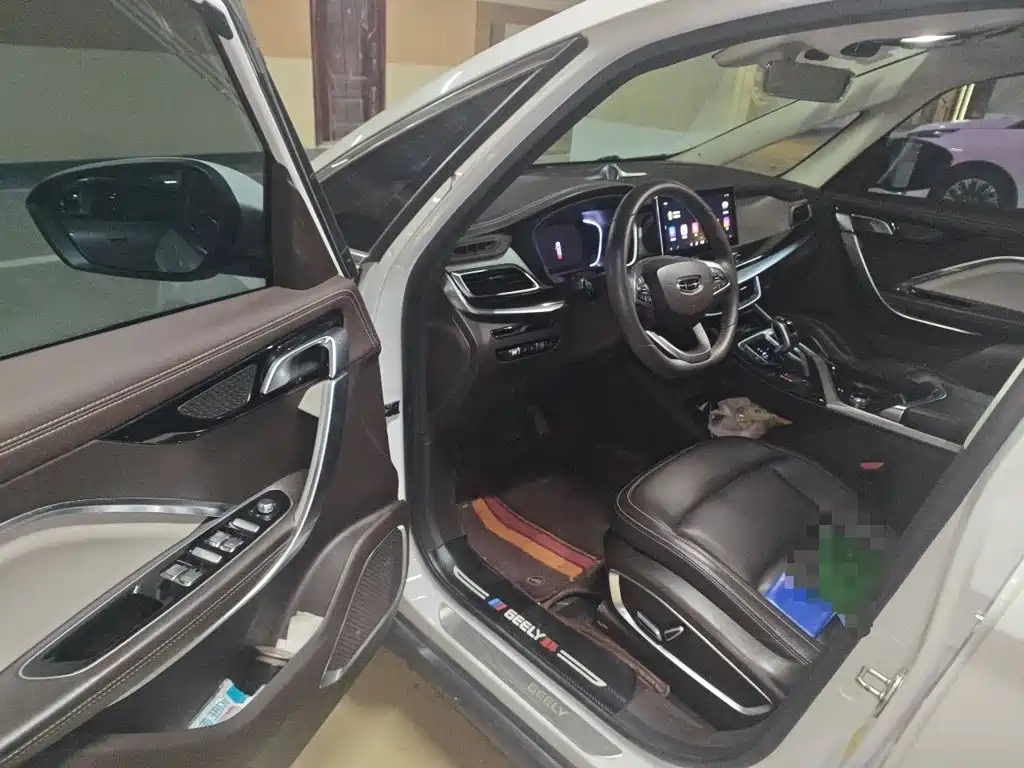 Geely Jia Ji — миниатюра 12