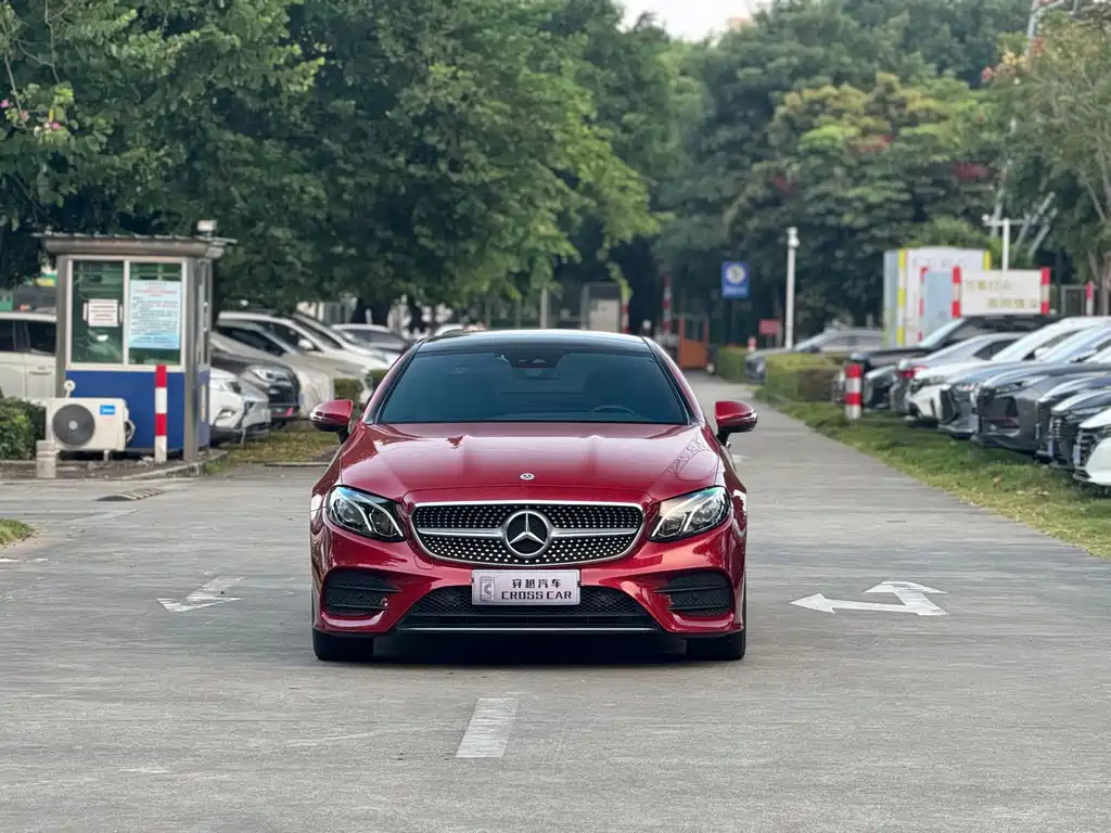 Mercedes-Benz E-Class (Import) — миниатюра 2