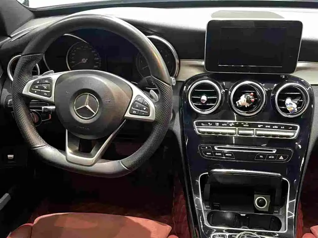 Mercedes-Benz C-Class — миниатюра 10