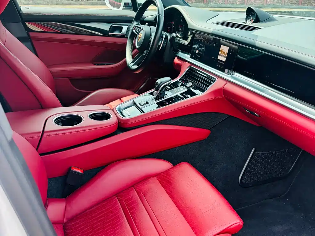 Porsche Panamera — миниатюра 8