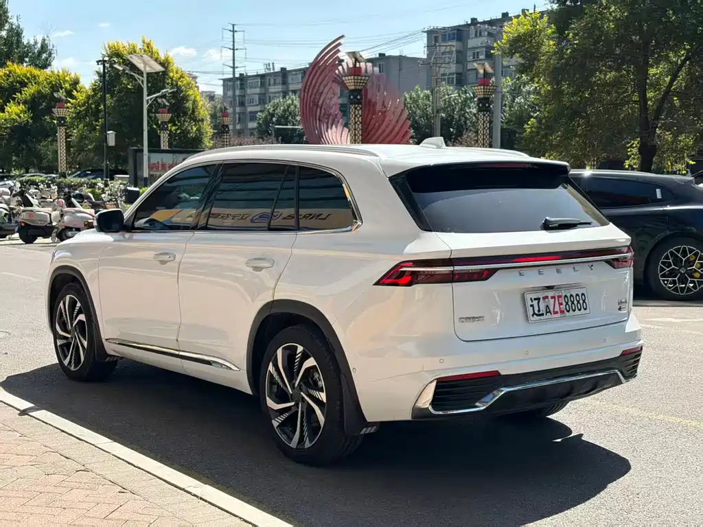 Geely Xingyue L — миниатюра 16