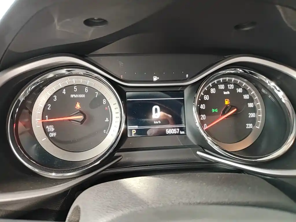 Chevrolet Volando — миниатюра 12