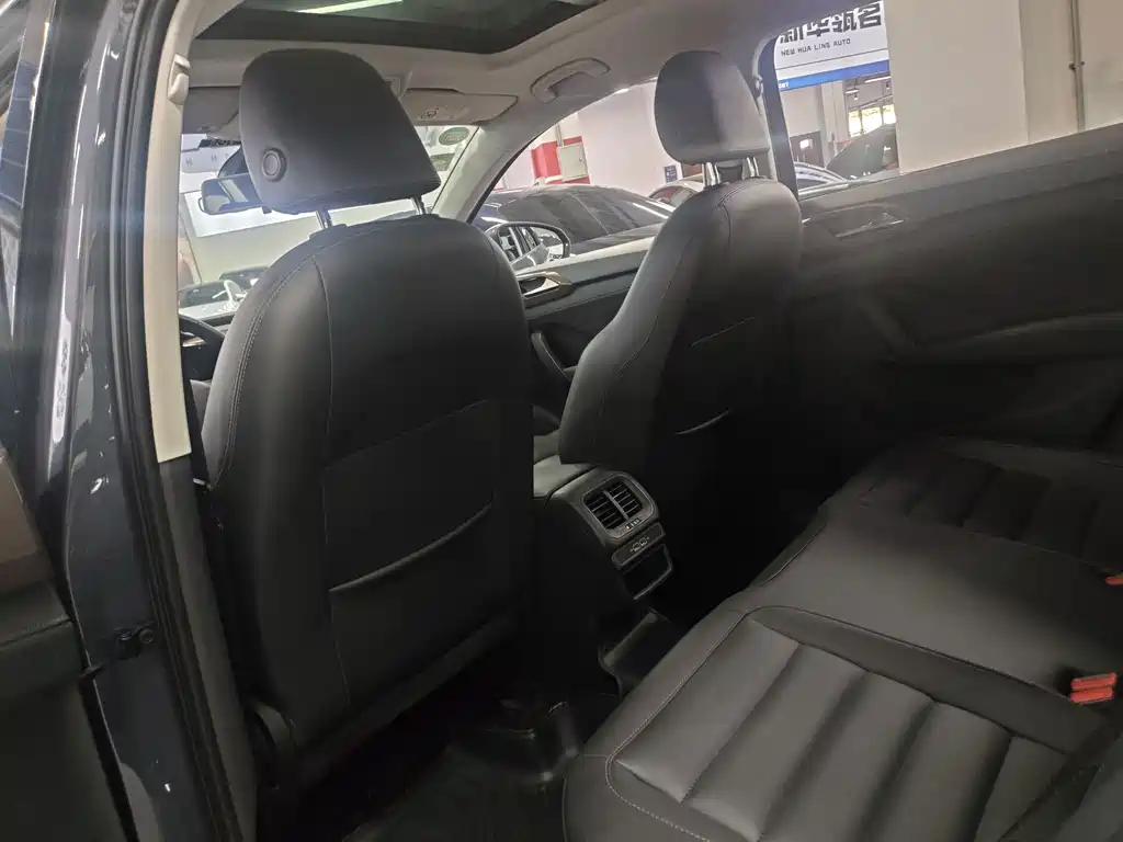 Volkswagen Tharu — миниатюра 6