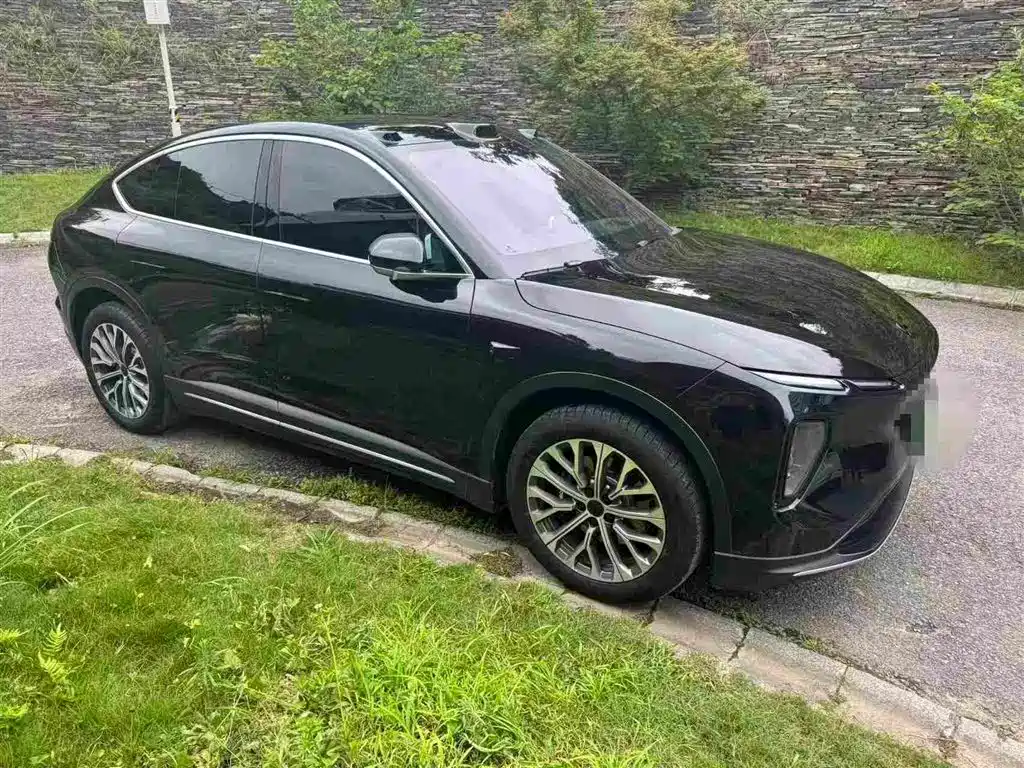 NIO EC6