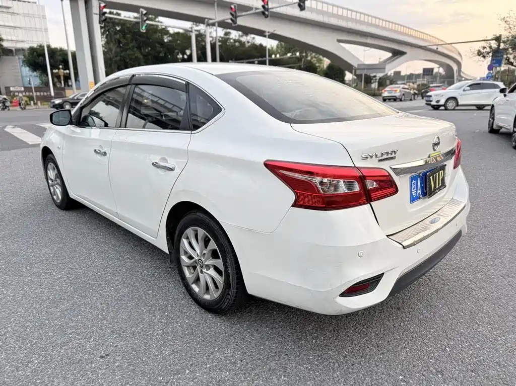 Nissan Sylphy Classic 1.6XE CVT Comfort Edition, фото 7