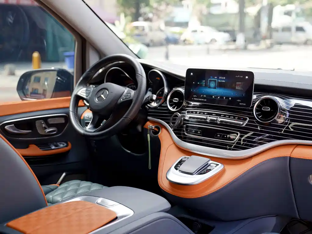Mercedes-Benz V-Class — миниатюра 5