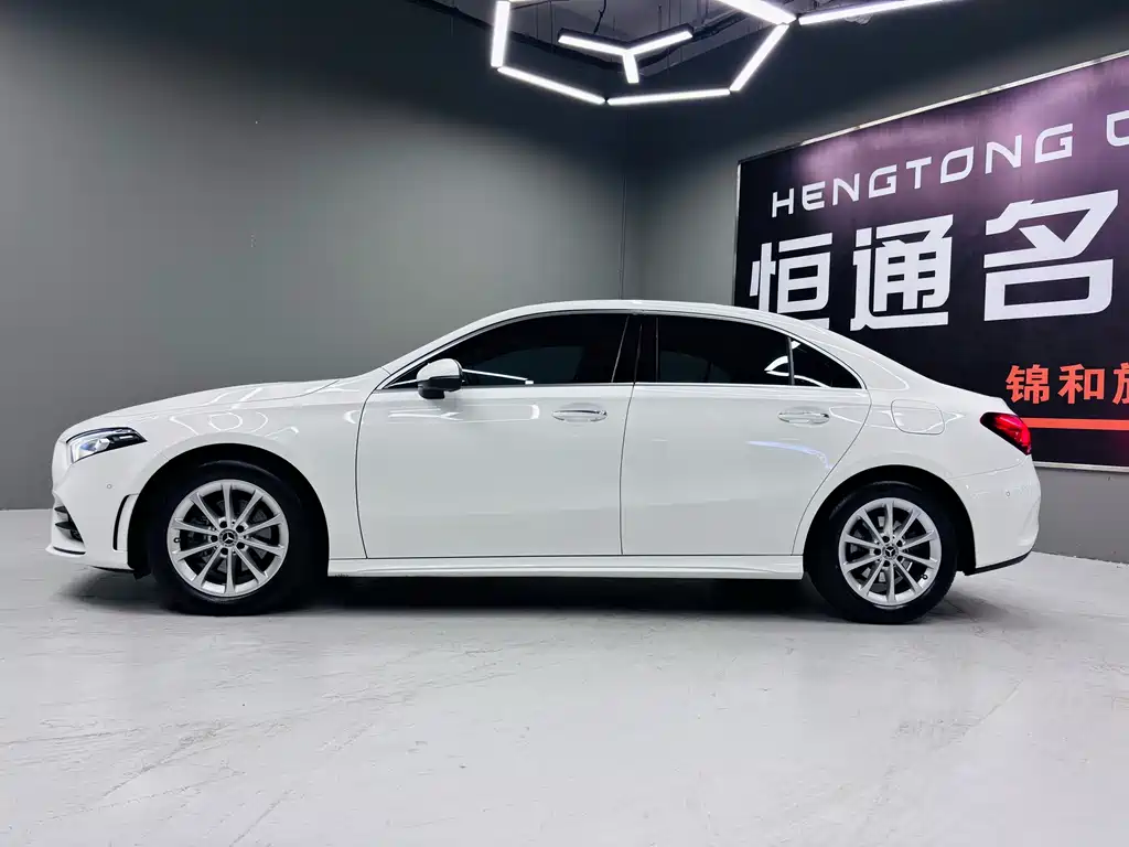 Mercedes-Benz A-Class — миниатюра 2
