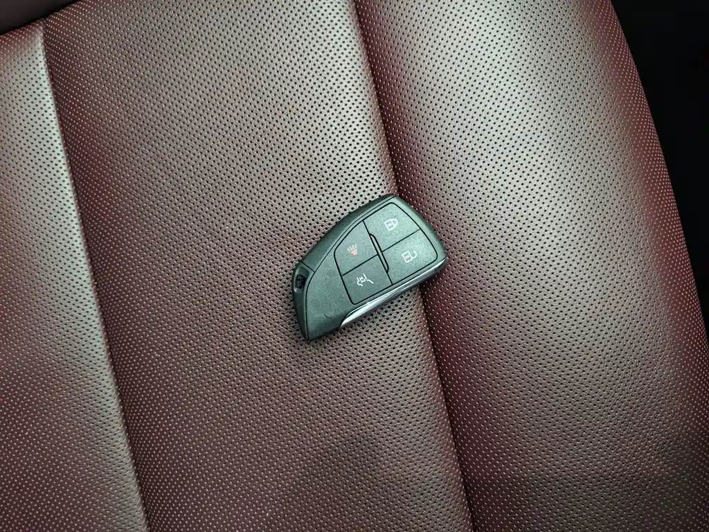 Buick Envision Plus — миниатюра 15