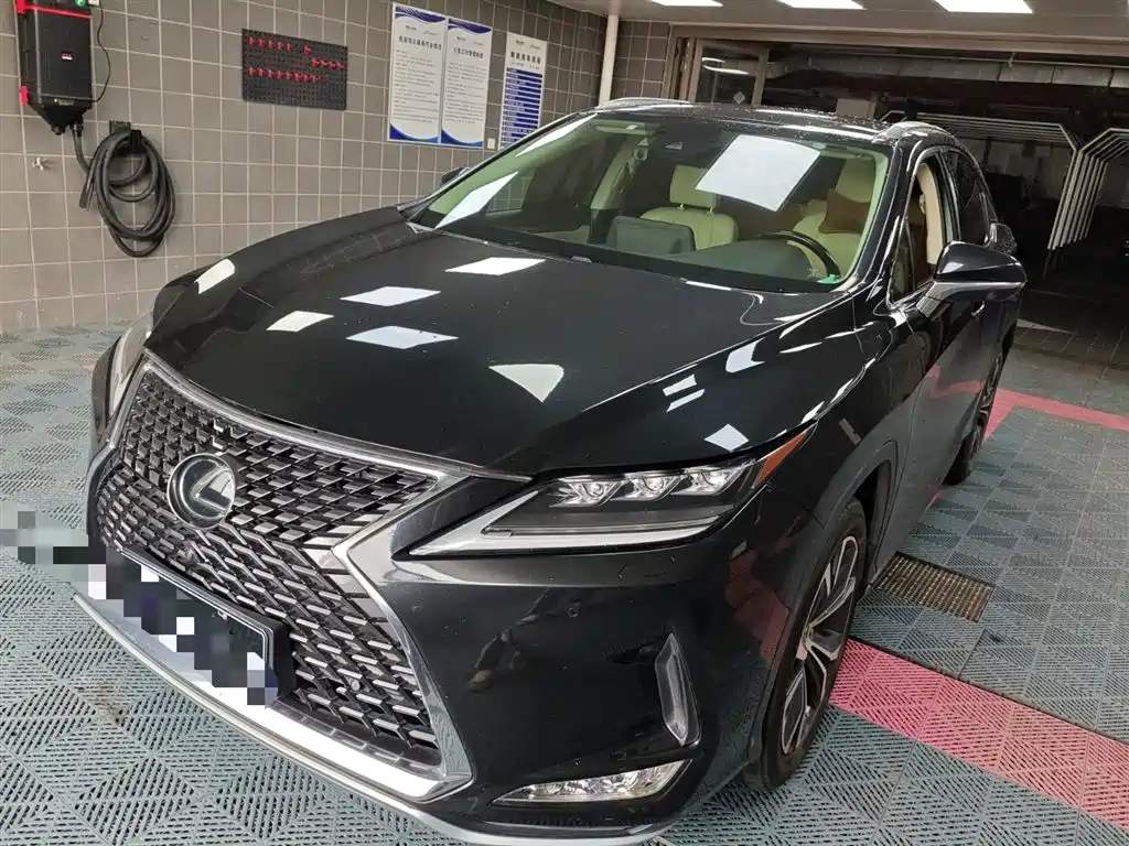 Купить Lexus RX