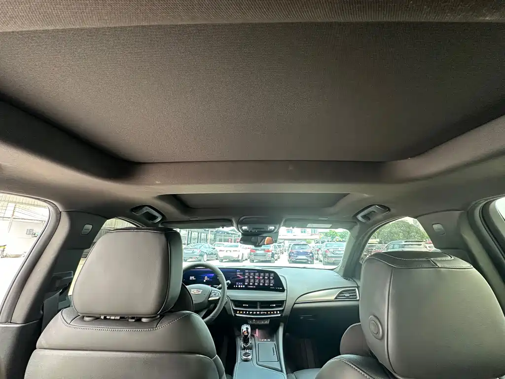 Cadillac CT5 — миниатюра 16