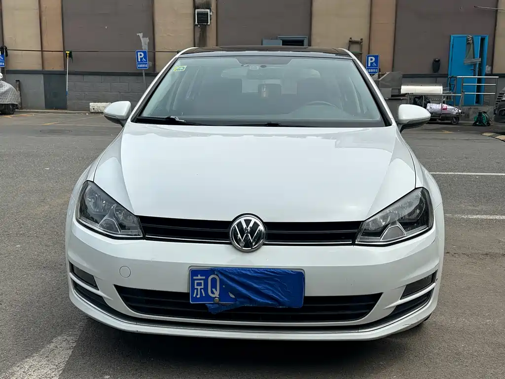 Volkswagen Golf 2014 1.4TSI MT Comfort