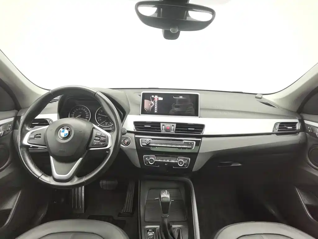 BMW X1 — миниатюра 5
