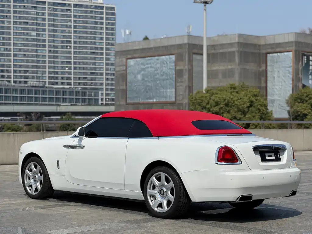 Rolls-Royce Dawn 2015 6.6T