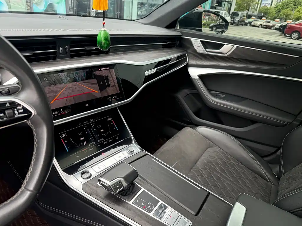 Audi A6L — миниатюра 18