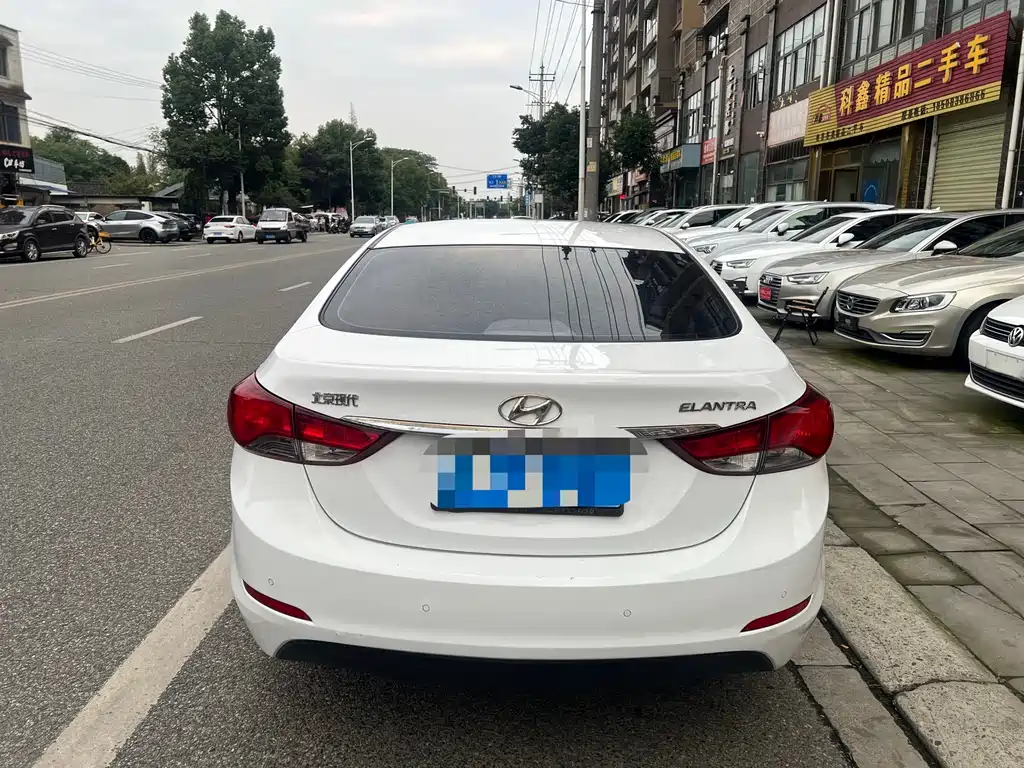 Hyundai Elantra Langdong — миниатюра 3